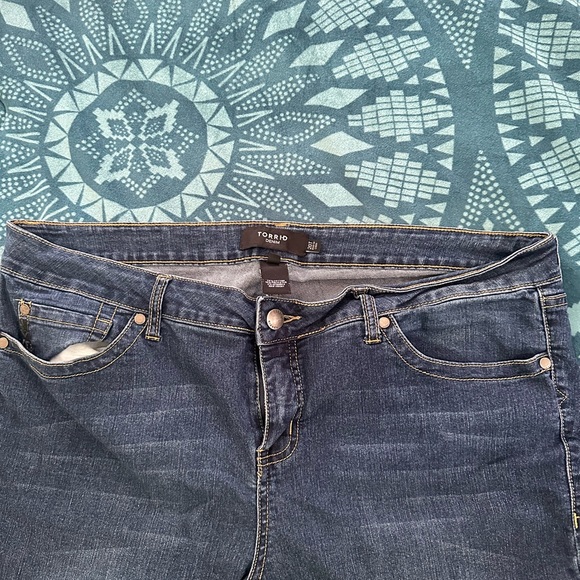 Torrid size 20 tall denim jeans - Picture 2 of 3